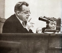 1961togliattiXXIIcongressopcus_jpg[1]